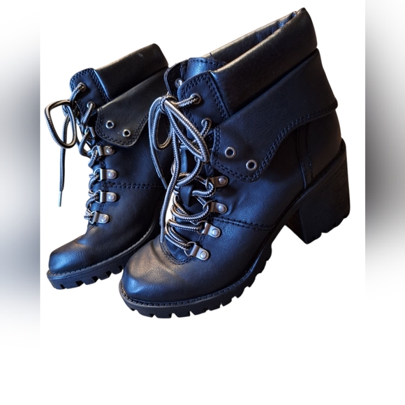 Unionbay Y2K Chunky Heel Boots Size 6M - Picture 1 of 7